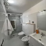 38 Katánie
